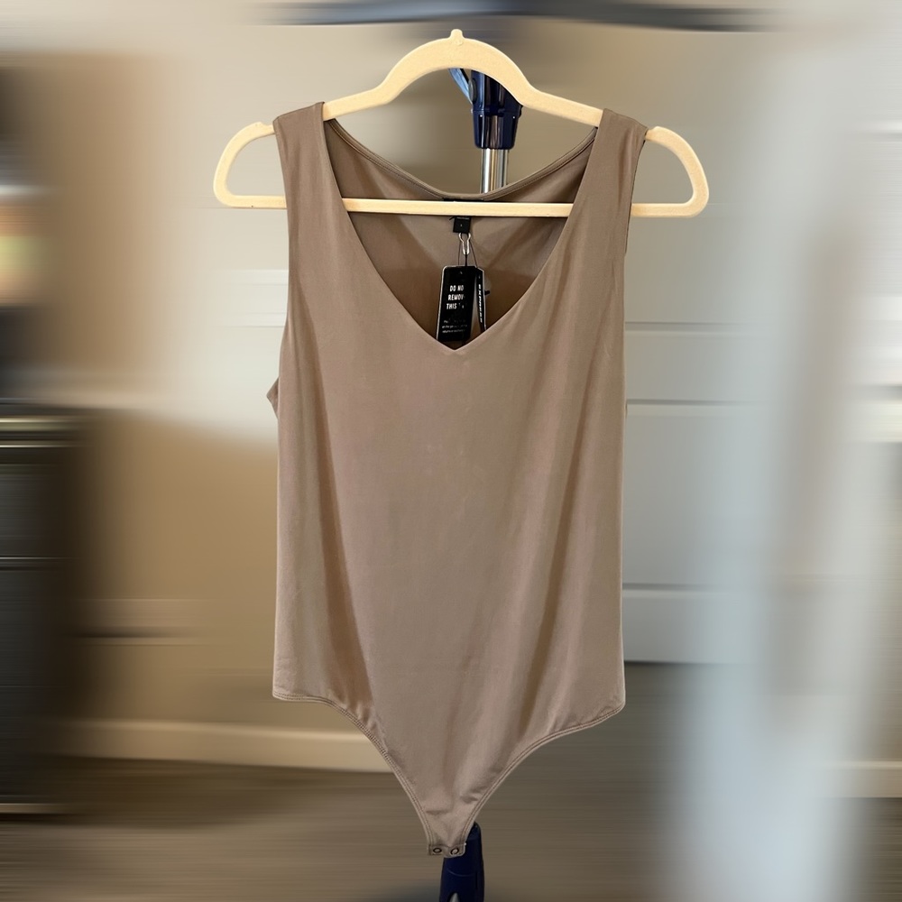 NWT Express top